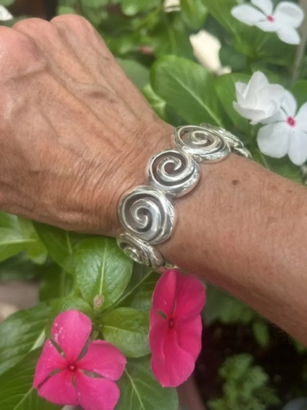 BRIGHTON “VERTIGO” Silver Swirl Hinged BRACELET